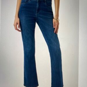 M #6 JOSEPH RIBKOFF, CLASSIC BOOTCUT STRETCH JEANS, Size 10